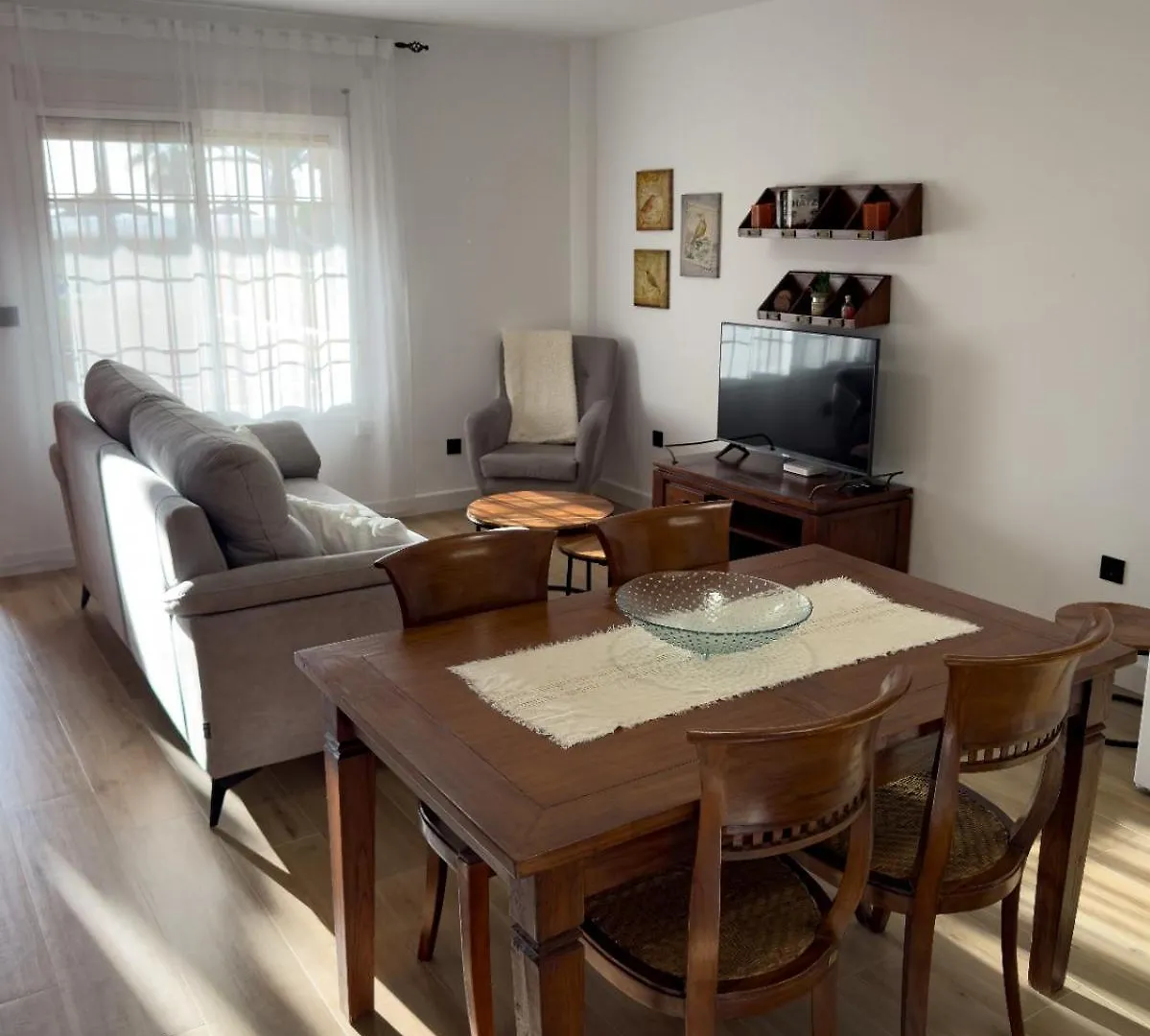 Apartment La Tortuga I, Encantador Apartamento Con Garaje En Primera Linea De Playa Tarifa